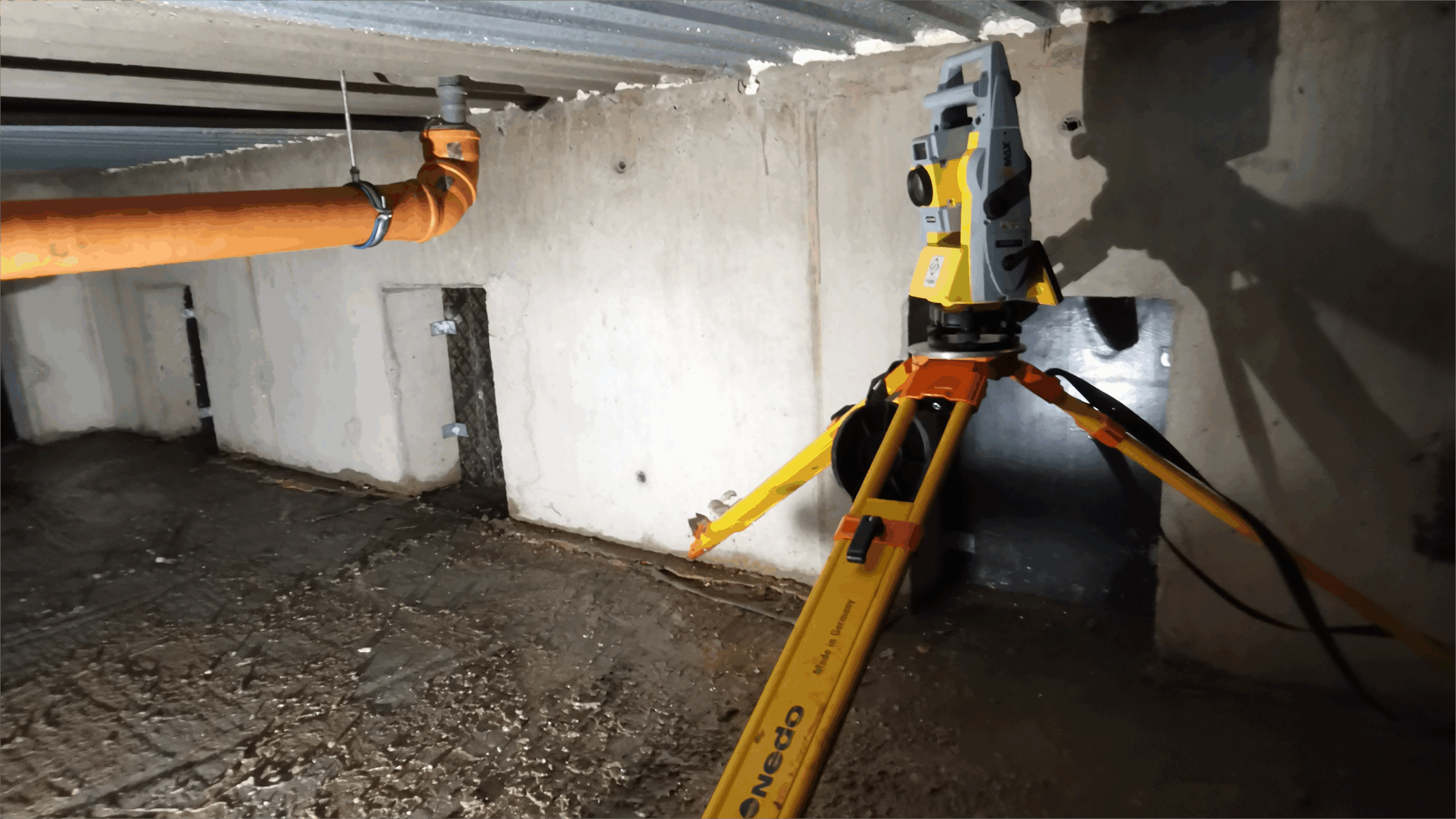 Przyrząd pomiarowy w budynku