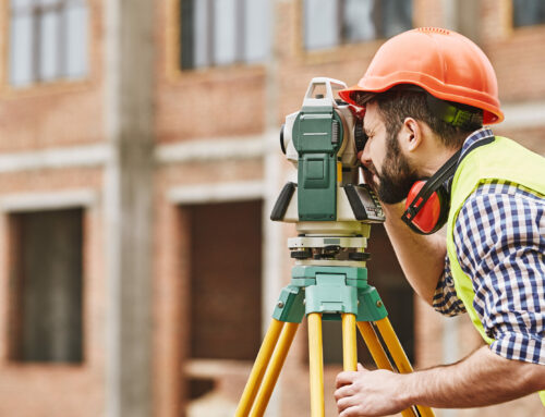 Jak wygląda geodezyjna obsługa inwestycji OZE krok po kroku?